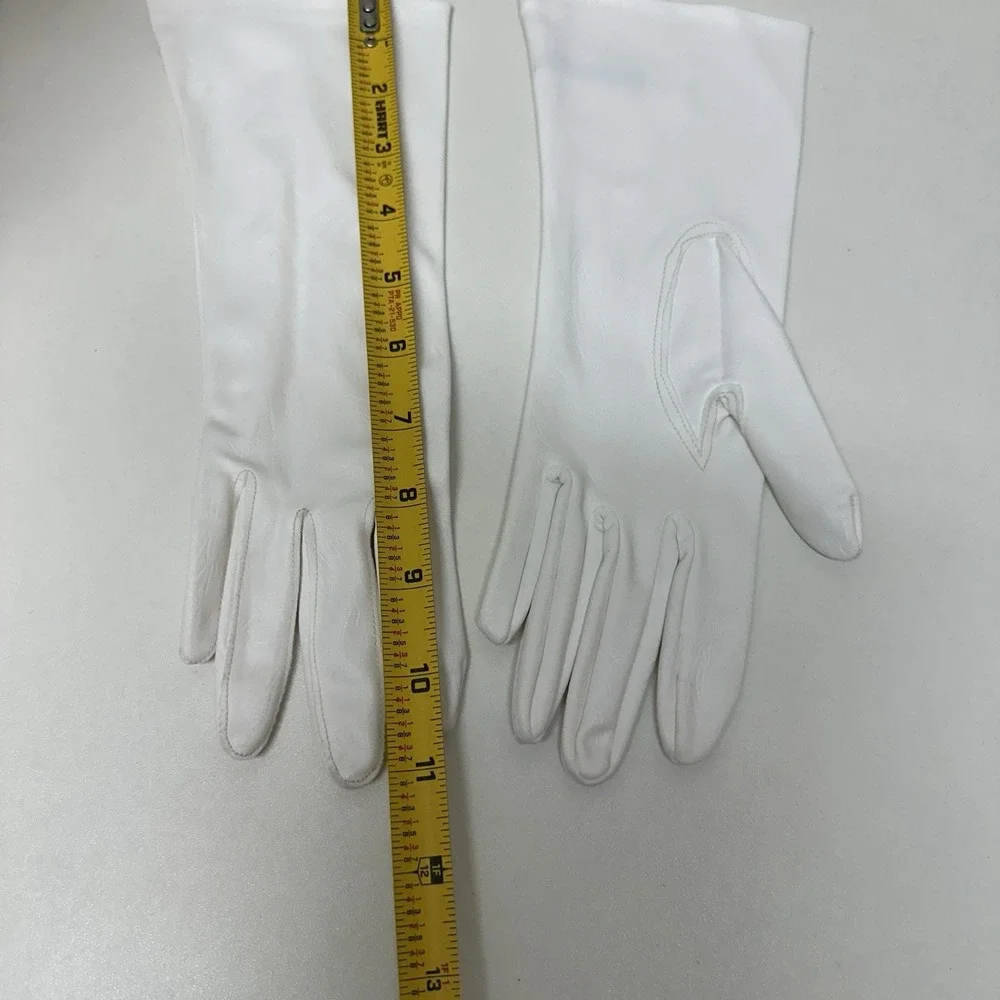 Vintage Women's White Double Woven Nylon Formal 11